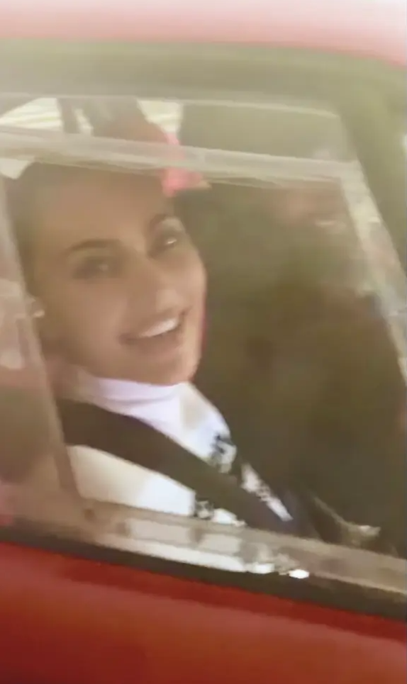 Кім Кардаш'ян і Льюїс Гамільтон підтвердили свої стосунки спільним відео в Instagram фото 1